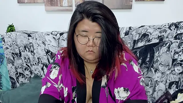 Nadine asian online show from 12/28/24, 09:31