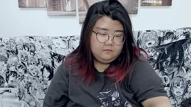 Nadine asian online show from 12/29/24, 11:07