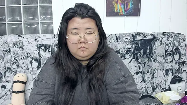 Nadine asian online show from 09/12/25, 08:25