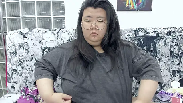 Nadine asian online show from 09/13/25, 01:38