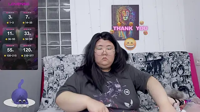 Nadine asian online show from 09/19/25, 08:16