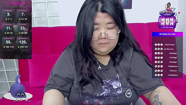 Nadine asian online show from 10/10/25, 08:13