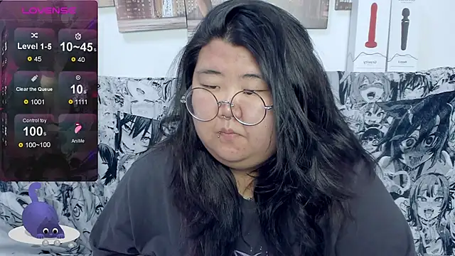 Nadine asian online show from 10/17/25, 08:17