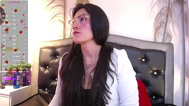 Rapunzeell  online show from 02/22/25, 01:13