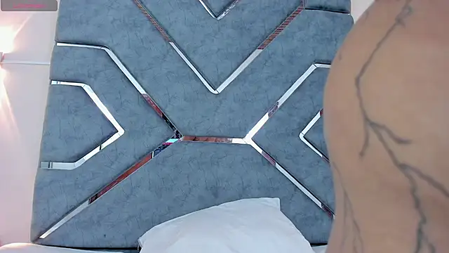 LucciaPorter online show from 09/17/25, 09:16