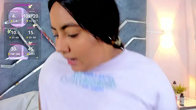 LucciaPorter online show from 03/21/26, 01:37