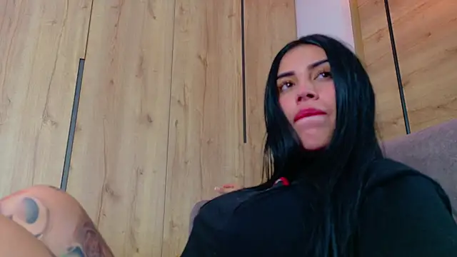 Sofhia cruz online show from 01/18/25, 07:59