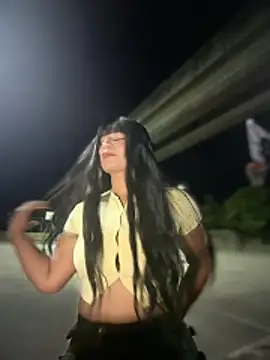 Snapshot of RavenM8 chatting on 04/10/26, 12:38 RavenM8 online show from 04/10/26, 12:38