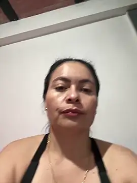 Snapshot of Janna099 chatting on 06/16/26, 01:25 Janna099 online show from 06/16/26, 01:25