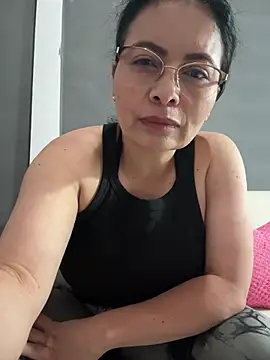 Snapshot of Janna099 chatting on 07/28/26, 04:39 Janna099 online show from 07/28/26, 04:39