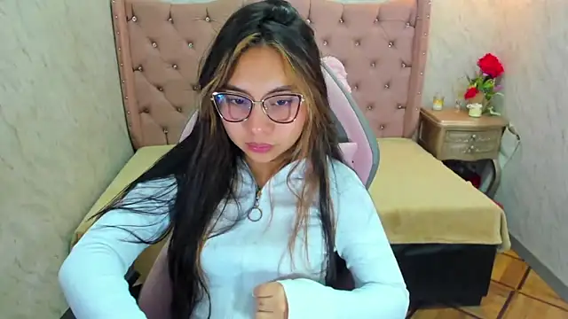 Snapshot of XSmaggiiee chatting on 01/30/25, 02:27 XSmaggiiee online show from 01/30/25, 02:27