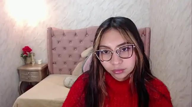 Snapshot of XSmaggiiee chatting on 03/18/25, 02:25 XSmaggiiee online show from 03/18/25, 02:25