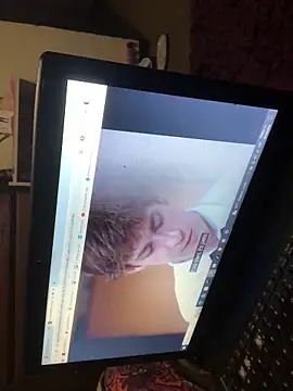 Snapshot of Fo0xybby chatting on 06/09/26, 02:01 Fo0xybby online show from 06/09/26, 02:01