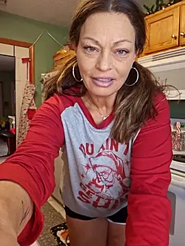 Erotic and Exotic online show from 12/14/25, 06:41