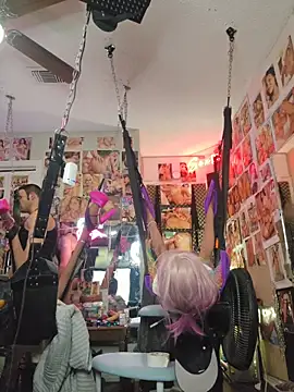 Snapshot of luvs2cumm69 chatting on 03/04/26, 08:53 luvs2cumm69 online show from 03/04/26, 08:53