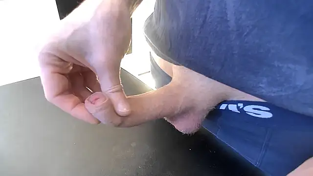 Snapshot of sperma_tributes chatting on 04/01/26, 01:01 sperma tributes online show from 04/01/26, 01:01