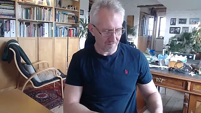 tom-swede online show from 12/02/25, 12:10