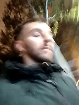 Snapshot of Fuckwithme_69 chatting on 12/21/25, 05:03 Fuckwithme 69 online show from 12/21/25, 05:03