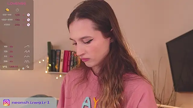 NeonShine online show from 12/22/24, 07:44