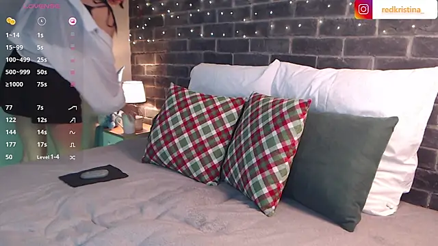 Snapshot of KristinaGrant chatting on 12/06/24, 09:32 KristinaGrant online show from 12/06/24, 09:32