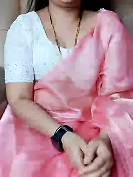 Traditional Housewife  online show from 12/29/24, 07:22