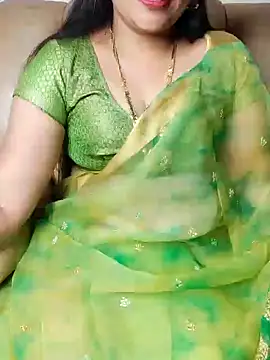 Traditional Housewife  online show from 01/08/25, 03:28