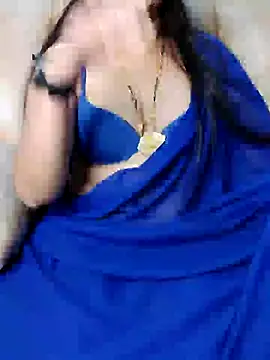 Traditional Housewife  online show from 02/07/25, 03:30