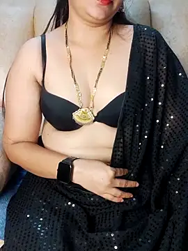 Traditional Housewife  online show from 03/21/25, 02:07