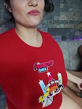 Snapshot of passionate_love22 chatting on 11/27/25, 08:00 passionate love22 online show from 11/27/25, 08:00