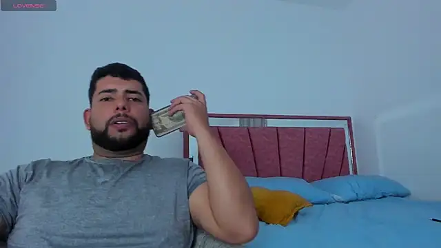 Snapshot of passionate_love22 chatting on 04/07/26, 10:42 passionate love22 online show from 04/07/26, 10:42