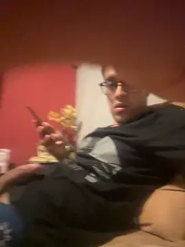 Magicerosxx69 online show from 10/10/25, 08:24