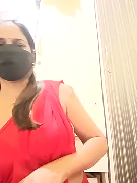 indianliza online show from 02/11/25, 07:38