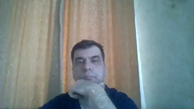 Snapshot of rusqadisx chatting on 12/16/25, 11:15 rusqadisx online show from 12/16/25, 11:15