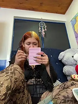 Snapshot of sara_winehouse1 chatting on 03/16/26, 04:55 sara winehouse1 online show from 03/16/26, 04:55