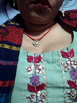 Snapshot of Ritasingh-0461 chatting on 01/07/26, 05:15 Ritasingh-0461 online show from 01/07/26, 05:15