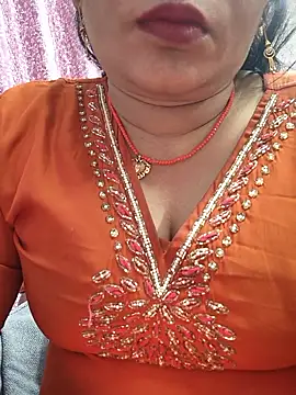 Snapshot of Ritasingh-0461 chatting on 01/12/26, 01:49 Ritasingh-0461 online show from 01/12/26, 01:49