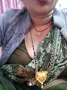 Snapshot of Ritasingh-0461 chatting on 02/01/26, 09:30 Ritasingh-0461 online show from 02/01/26, 09:30