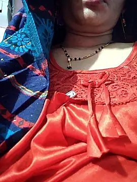 Snapshot of Ritasingh-0461 chatting on 02/05/26, 01:21 Ritasingh-0461 online show from 02/05/26, 01:21