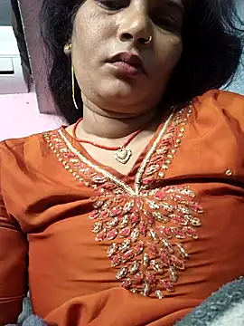 Snapshot of Ritasingh-0461 chatting on 02/25/26, 11:58 Ritasingh-0461 online show from 02/25/26, 11:58