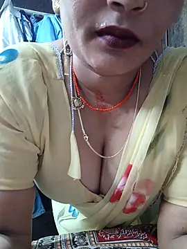 Snapshot of Ritasingh-0461 chatting on 03/19/26, 07:34 Ritasingh-0461 online show from 03/19/26, 07:34