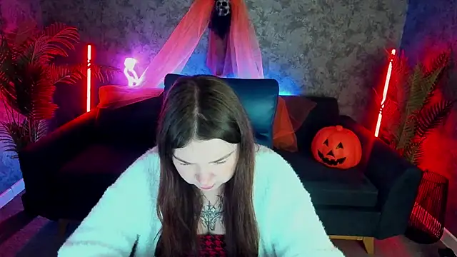 RosieMoons online show from 10/29/25, 08:32