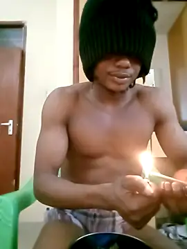 Snapshot of Samir4123 chatting on 10/18/25, 07:31 Samir4123 online show from 10/18/25, 07:31