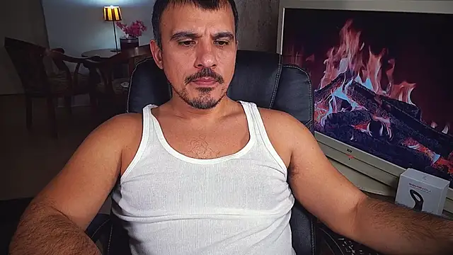 officeman7 online show from 12/01/24, 04:51