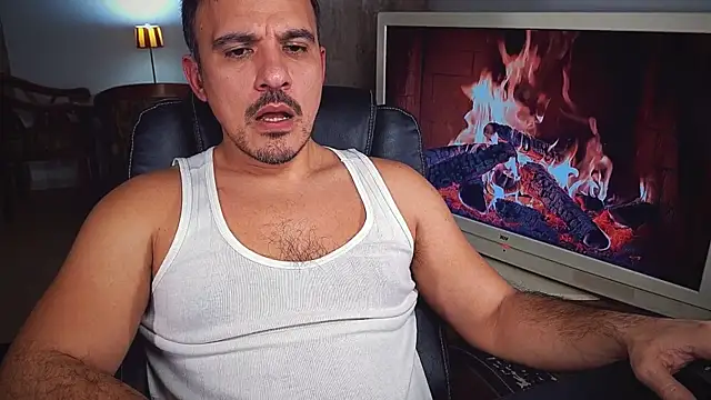 officeman7 online show from 12/29/24, 05:44