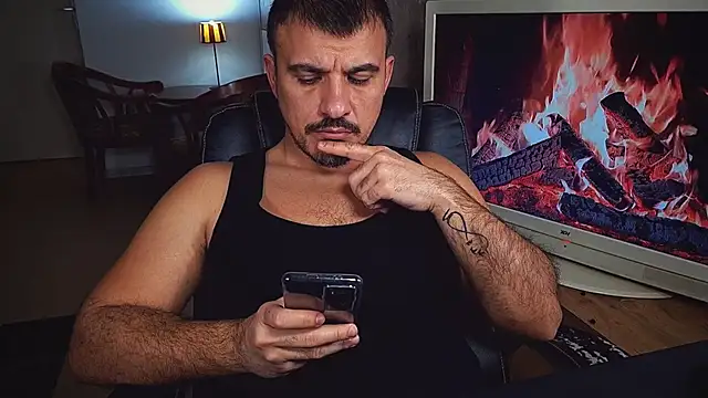 officeman7 online show from 01/24/25, 05:11