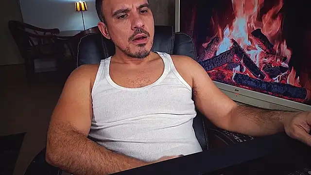 officeman7 online show from 01/26/25, 05:02