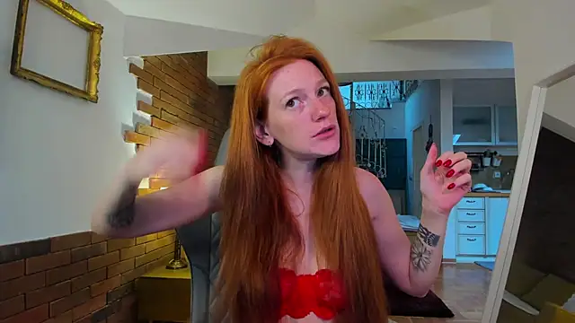 Aliceginger99 online show from 11/03/25, 06:25