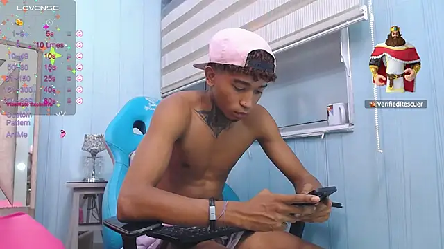 sexy blacks  online show from 01/11/25, 05:51