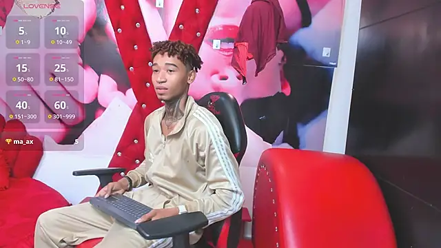 sexy blacks  online show from 01/13/25, 11:30