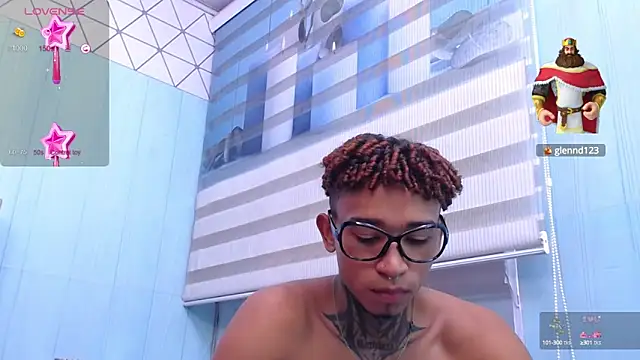 sexy blacks  online show from 01/17/25, 02:28